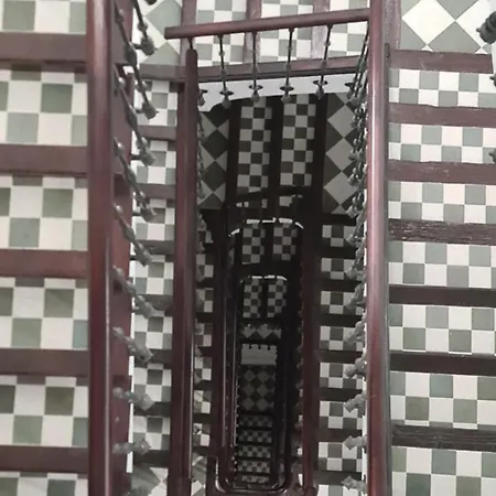 Apartment Almada - Calle Alfonso - Plaza Sas *