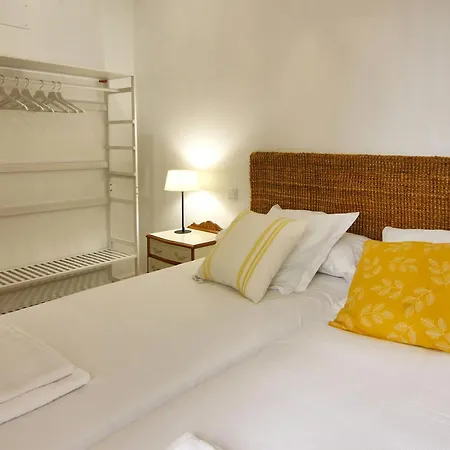 Almada - Calle Alfonso - Plaza Sas *