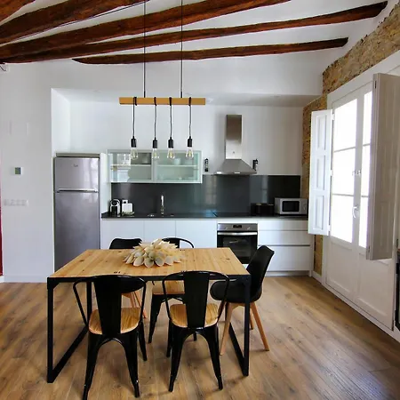 Almada - Calle Alfonso - Plaza Sas Apartment *