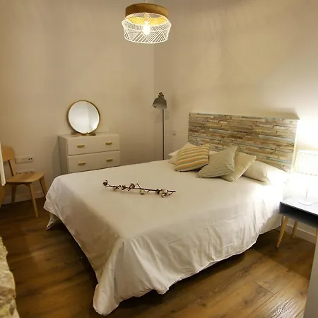 Almada - Calle Alfonso - Plaza Sas Apartman *